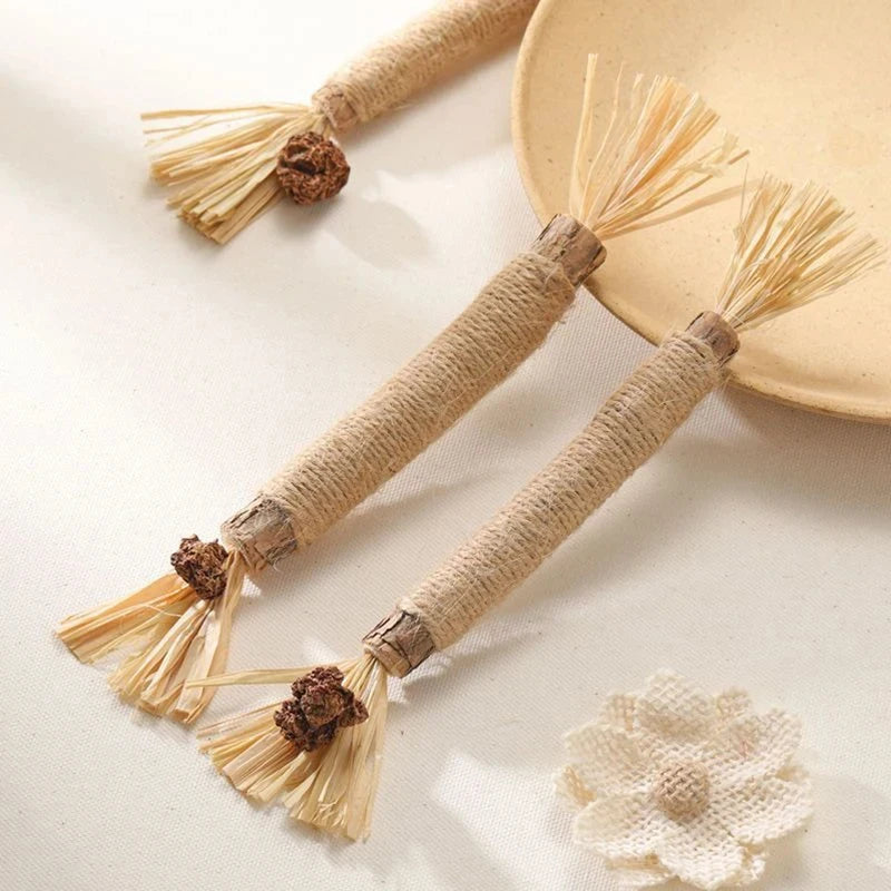 The Chew Stick — Raffia Grass Dental Toy