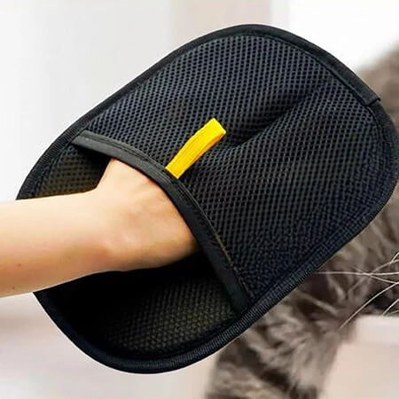 FurSwipe Reusable Pet Hair Remover Glove